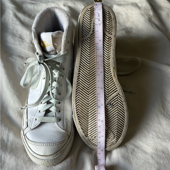 NIKE BLAZER - Picture 5 of 6